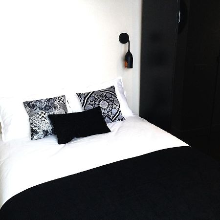 パリCharming Duplex In Montmartreアパートメント エクステリア 写真