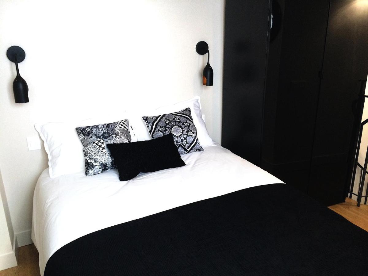 パリCharming Duplex In Montmartreアパートメント エクステリア 写真
