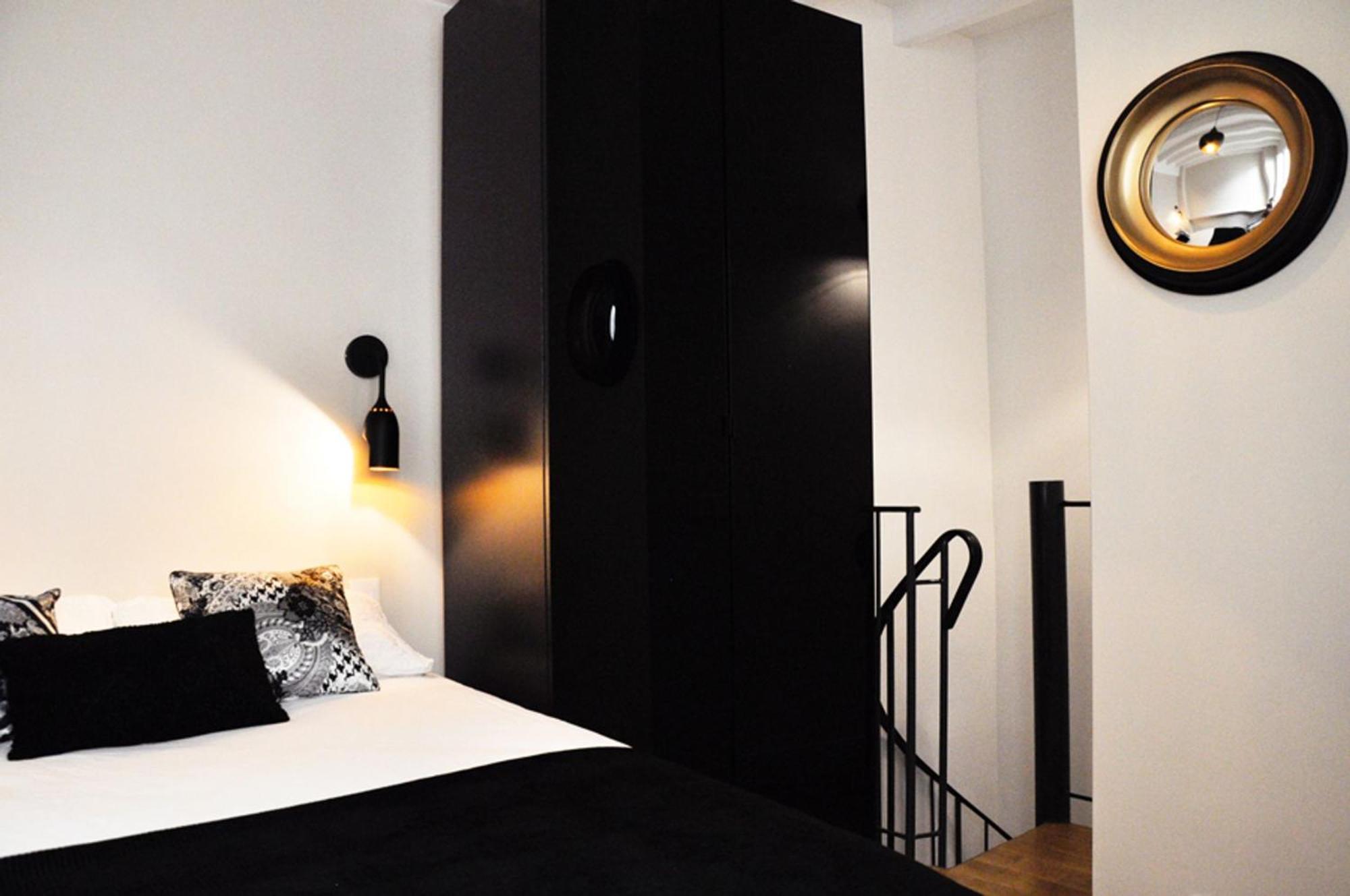 パリCharming Duplex In Montmartreアパートメント エクステリア 写真